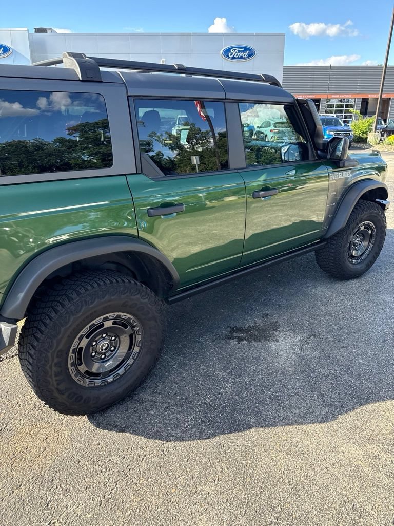 Used 2024 Ford Bronco Everglades AWD/4WD image 4