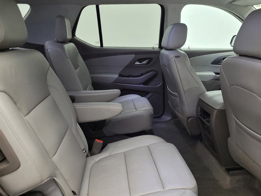 Used 2018 Chevrolet Traverse Premier w/ Driver Confidence II Package FWD image 19
