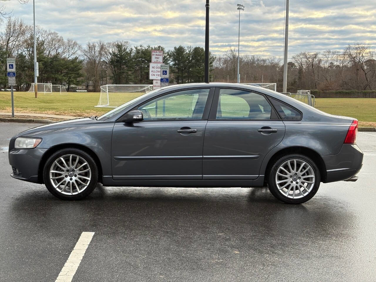 Used 2011 Volvo S40 T5 image 11