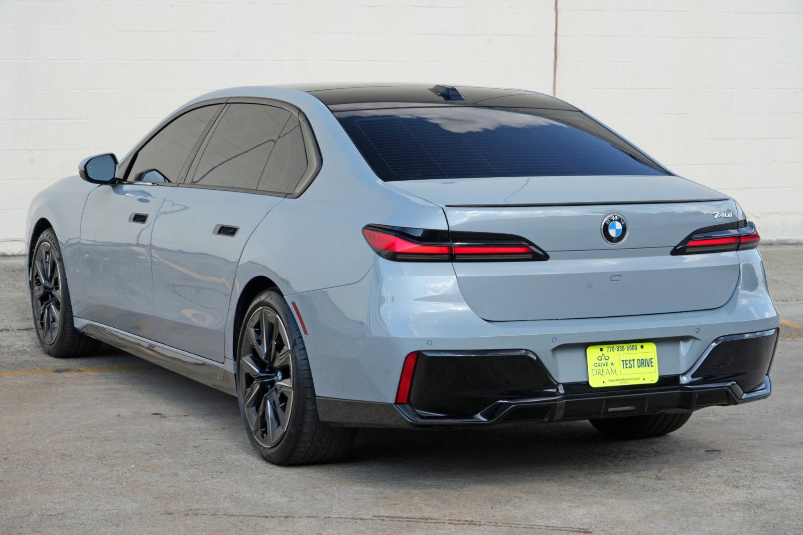Used 2023 BMW 740i RWD image 55