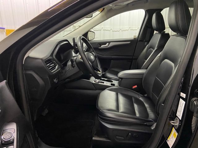 Used 2024 Ford Escape Platinum AWD/4WD image 29