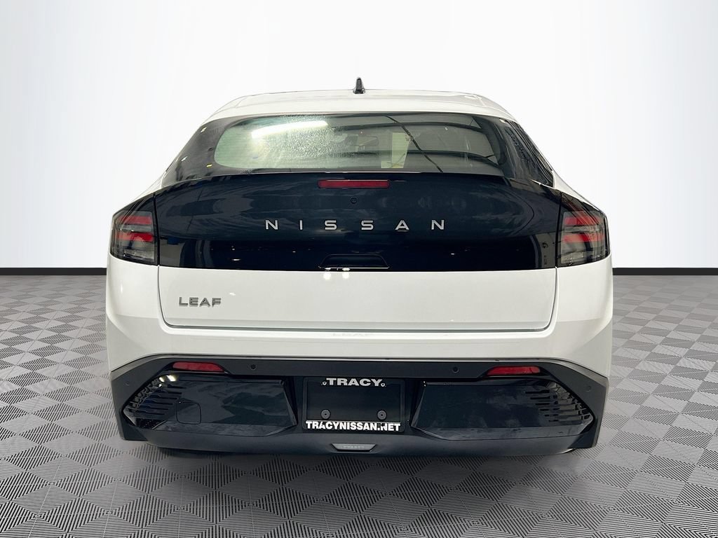 New 2026 Nissan Leaf SV+ w/ Illuminated Package FWD image 6