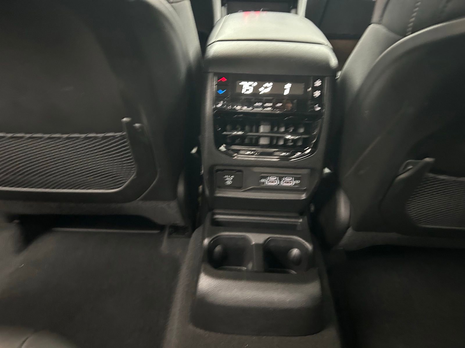 Certified 2023 Jeep Grand Cherokee L Limited image 24