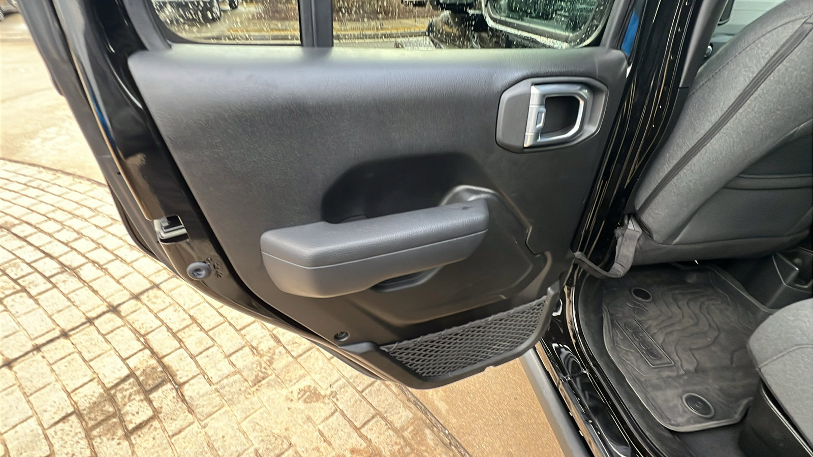 Used 2024 Jeep Gladiator Sport image 22