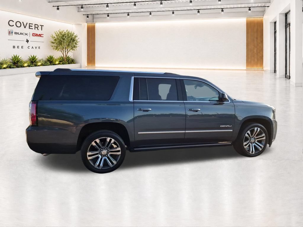 Used 2019 GMC Yukon XL Denali w/ Denali Ultimate Package AWD/4WD image 15