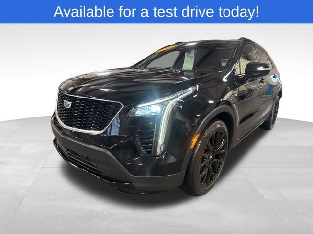Used 2023 Cadillac XT4 Sport image 3