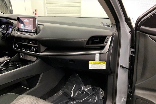 New 2026 Nissan Rogue SV image 35