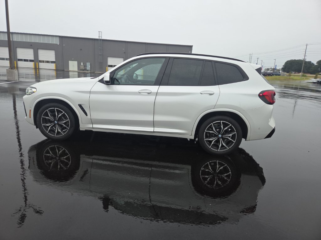 Used 2024 BMW X3 sDrive30i w/ Premium Package RWD image 9