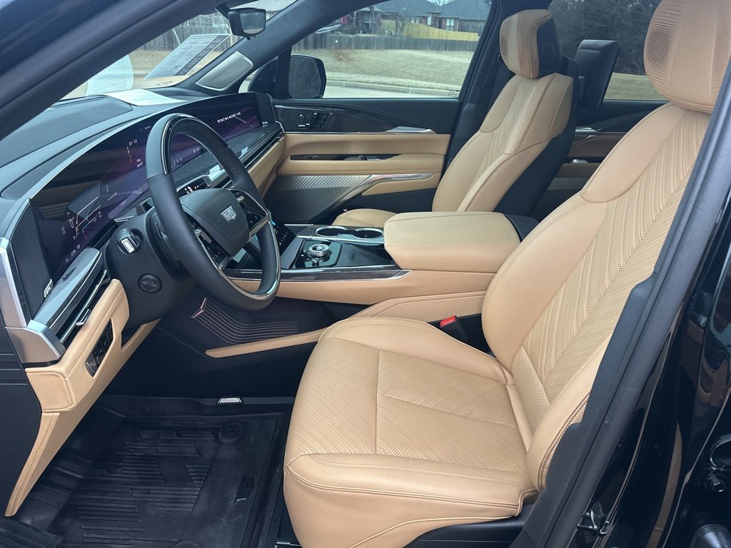 Used 2025 Cadillac Escalade IQ Sport 2 image 18