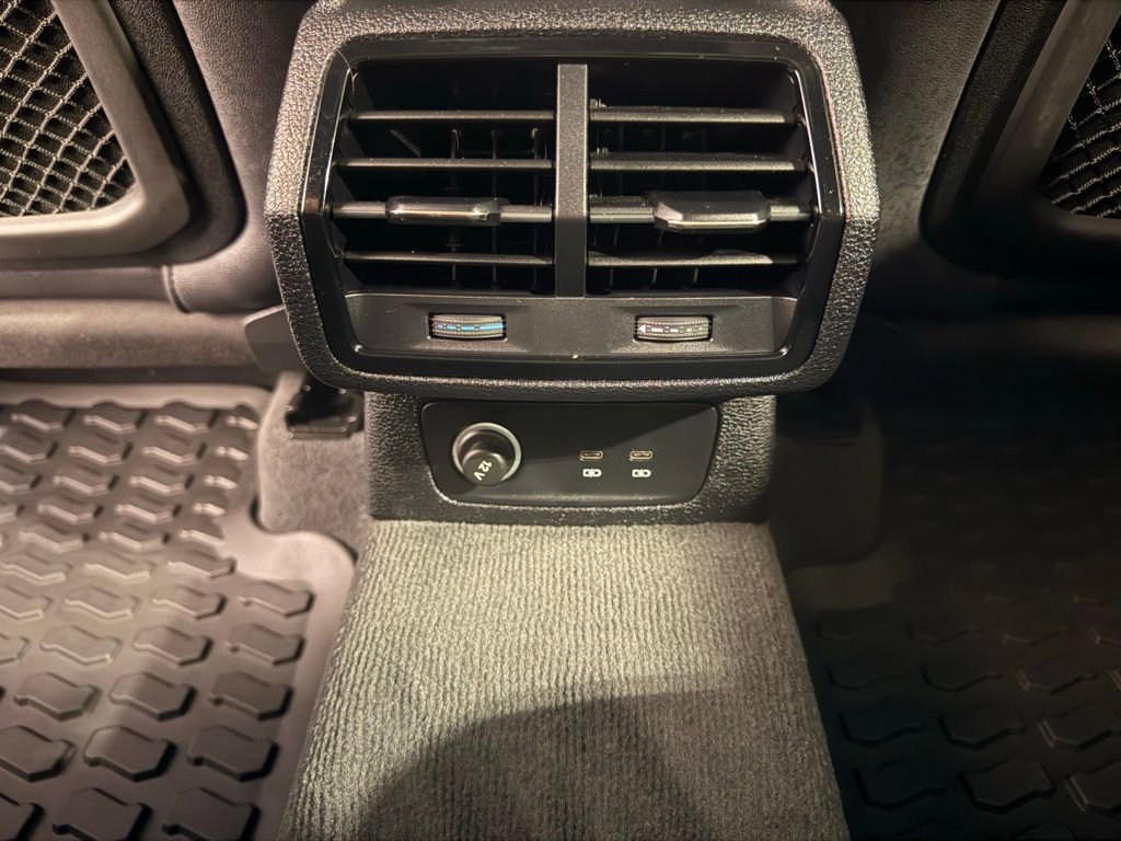 Used 2022 Audi Q3 2.0T Premium image 32