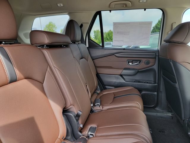 New 2026 Honda Pilot Touring image 13