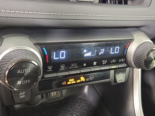 Used 2025 Toyota RAV4 XLE AWD/4WD image 19
