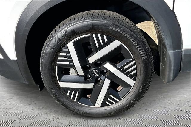 Used 2025 Nissan Kicks SV w/ SV Premium Package image 22