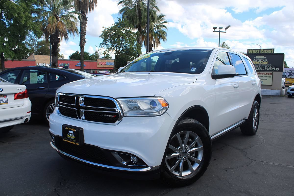 Used 2018 Dodge Durango SXT w/ 3rd Row Seating Group AWD/4WD image 2