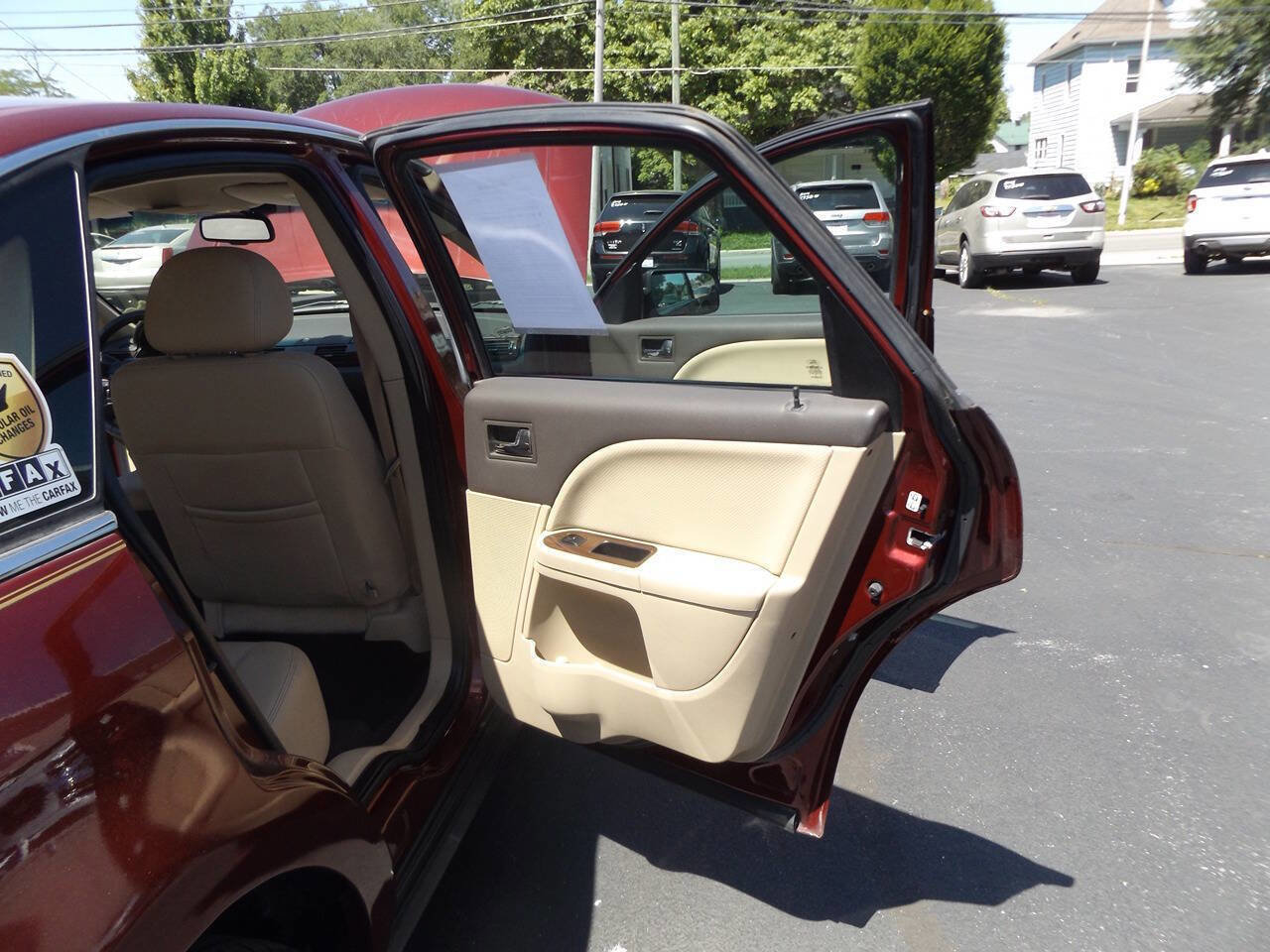 Used 2008 Ford Taurus SEL FWD image 27
