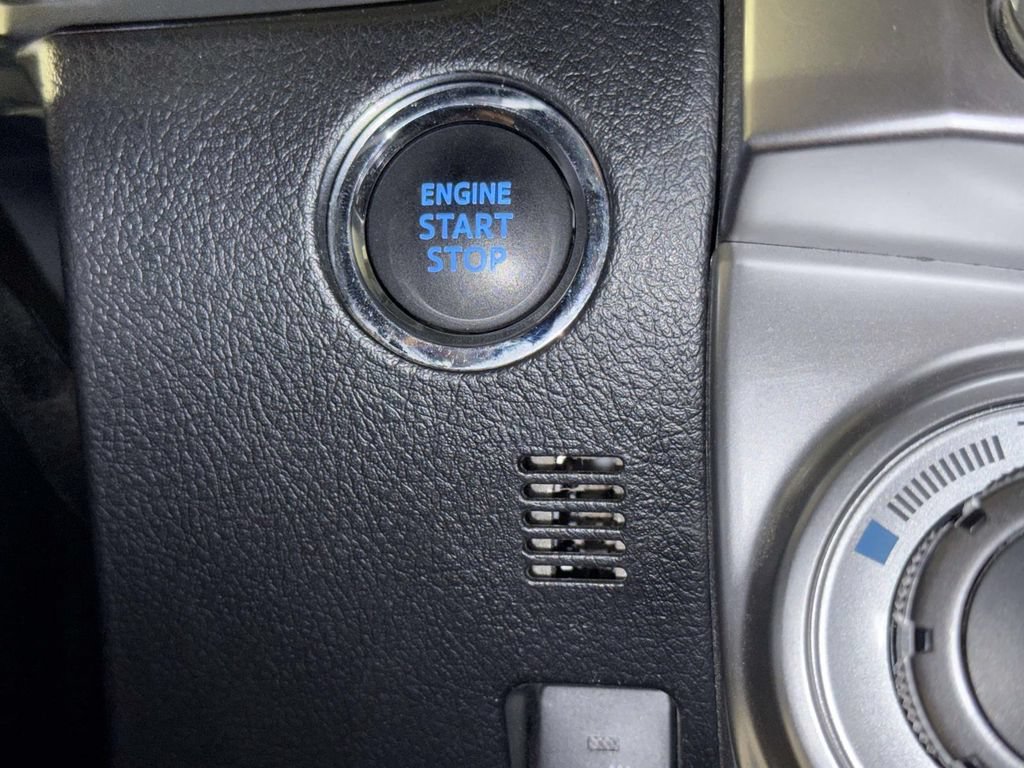 Used 2023 Toyota 4Runner Limited AWD/4WD image 26