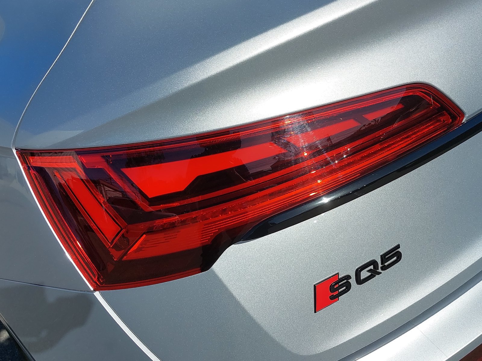 Used 2022 Audi SQ5 Premium Plus w/ Premium Plus Package AWD/4WD image 38