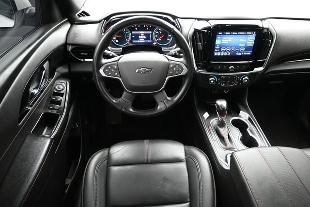 Used 2022 Chevrolet Traverse RS FWD image 9