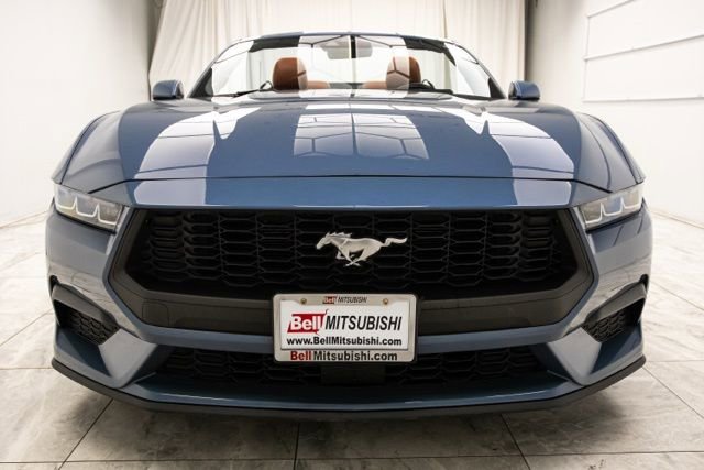 Used 2024 Ford Mustang Premium image 5