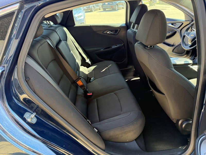 Used 2020 Chevrolet Malibu LT FWD image 16