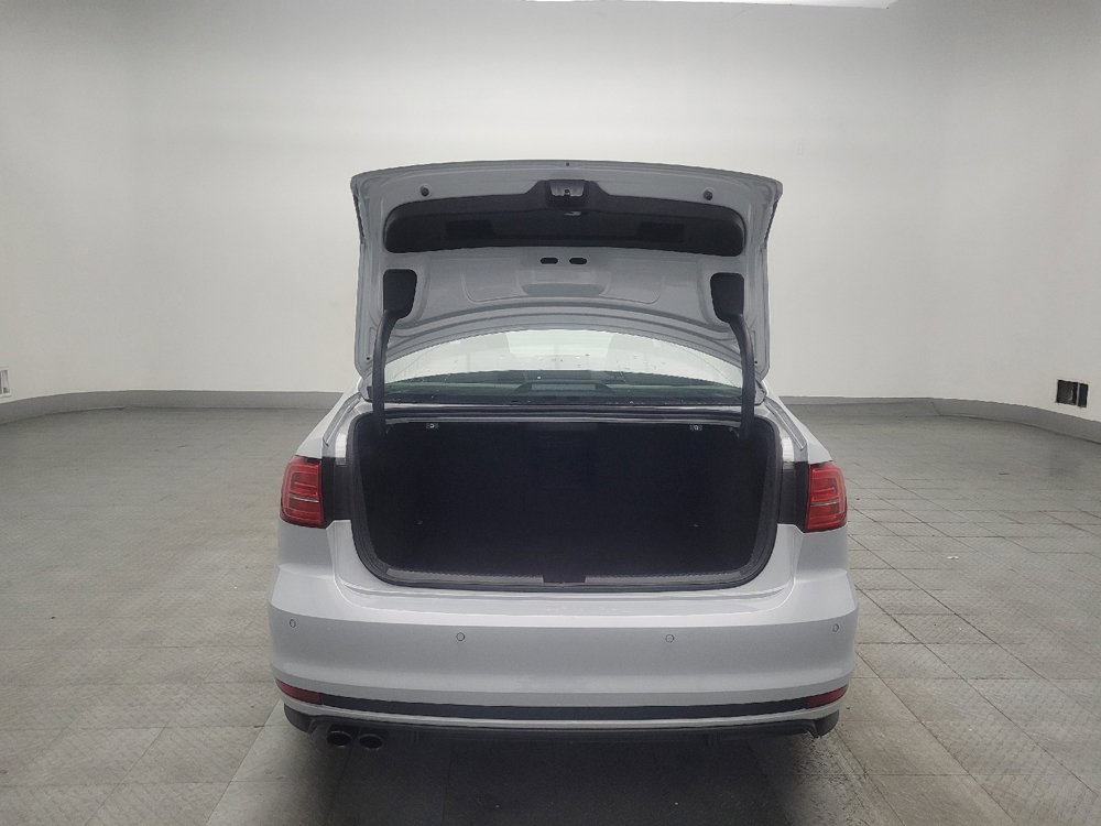 Used 2018 Volkswagen Jetta GLI image 29
