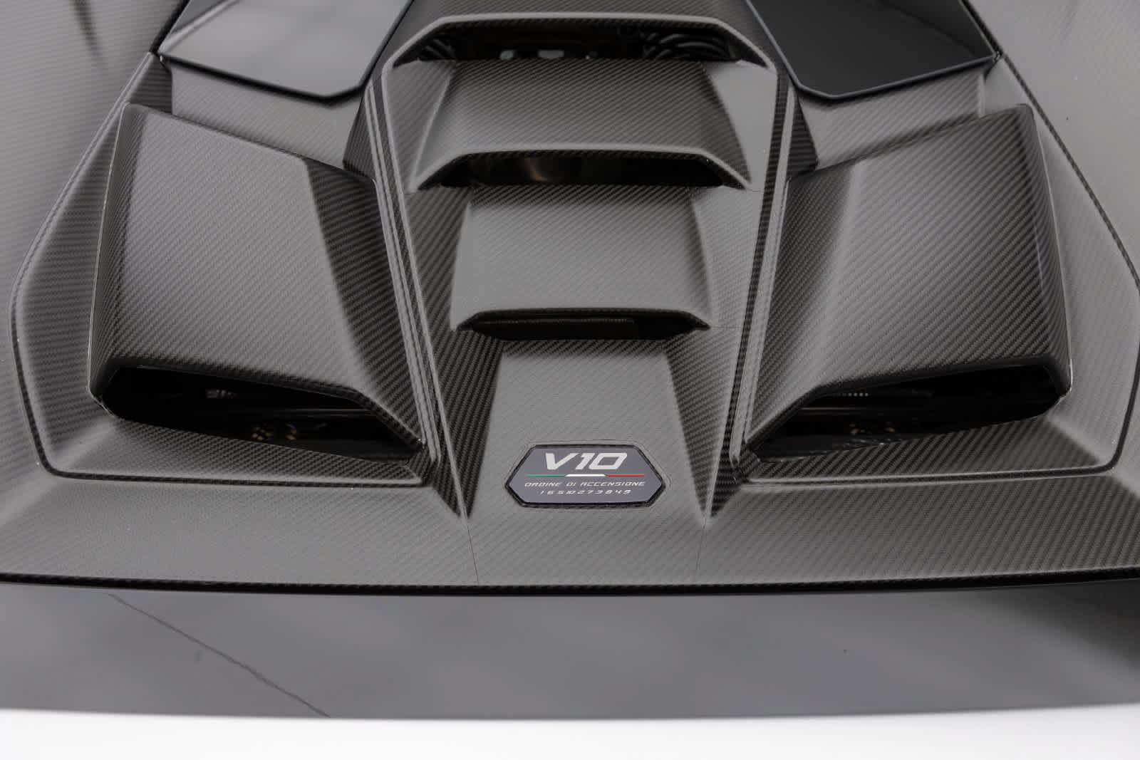 Used 2023 Lamborghini Huracan Tecnica RWD image 35