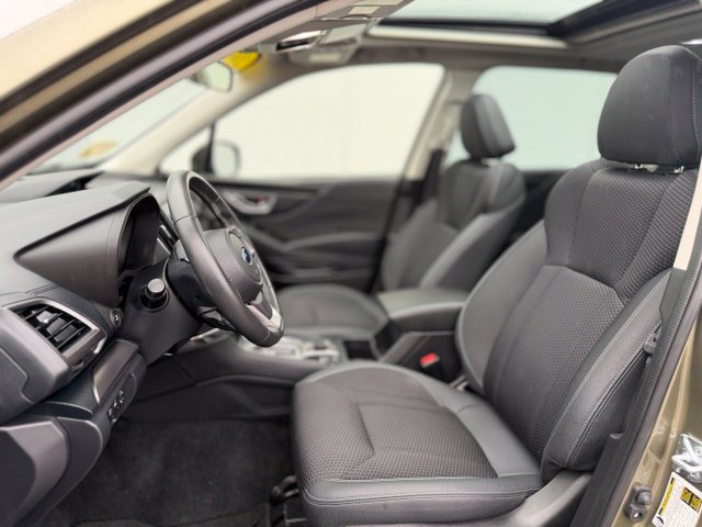 Used 2024 Subaru Forester Premium AWD/4WD image 22