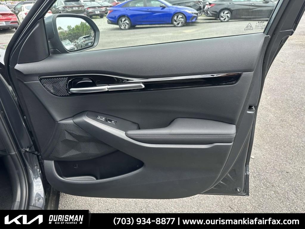 New 2025 Kia Seltos X-Line image 20