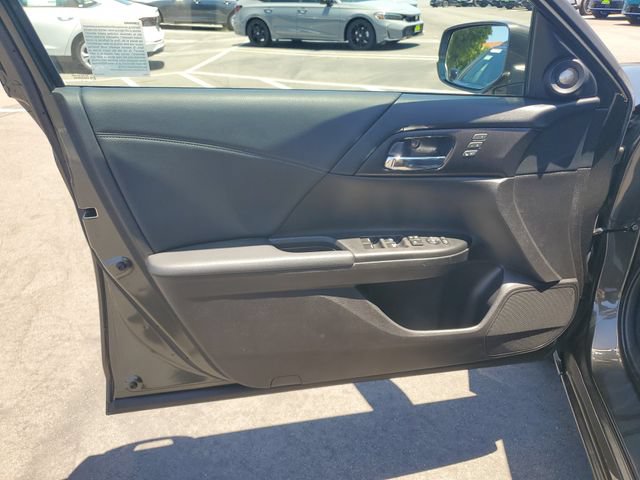 Used 2013 Honda Accord EX-L image 18