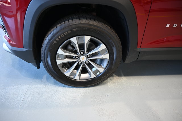 New 2027 Chevrolet Equinox LT w/ Convenience Package II FWD image 29