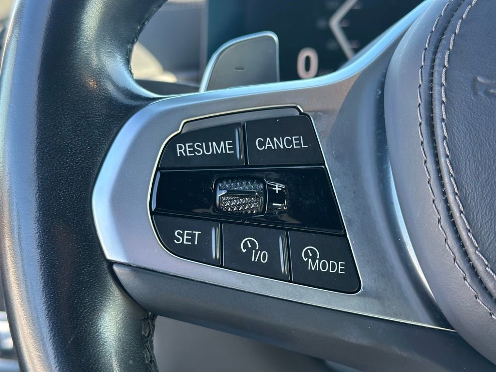 Used 2023 BMW X7 xDrive40i w/ M Sport Package image 34