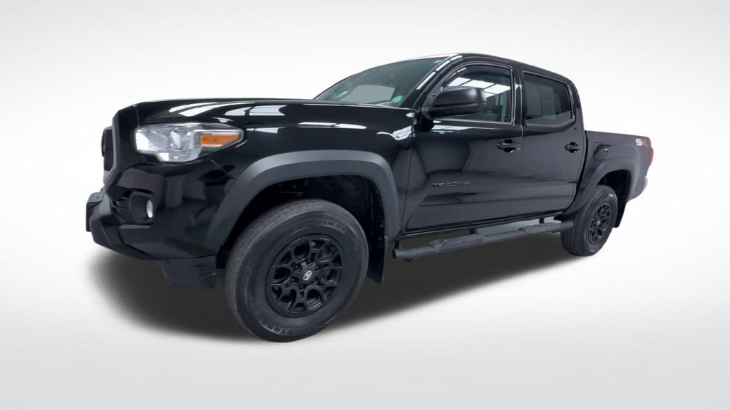 Certified 2023 Toyota Tacoma SR5 w/ SX Package AWD/4WD image 4