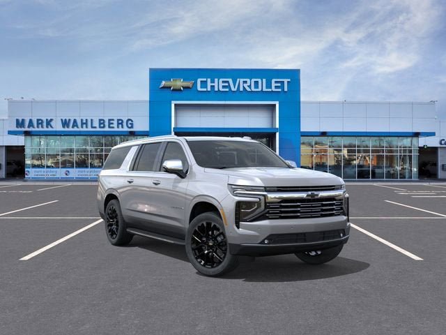 New 2026 Chevrolet Suburban Premier w/ Sun And Tow Package