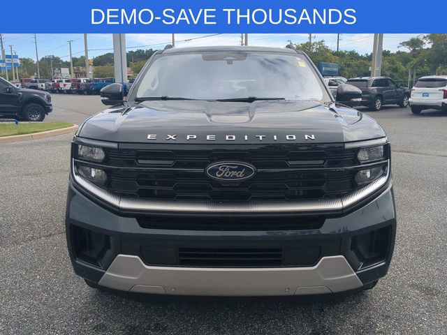 New 2025 Ford Expedition Max Platinum w/ Driver's Package image 25
