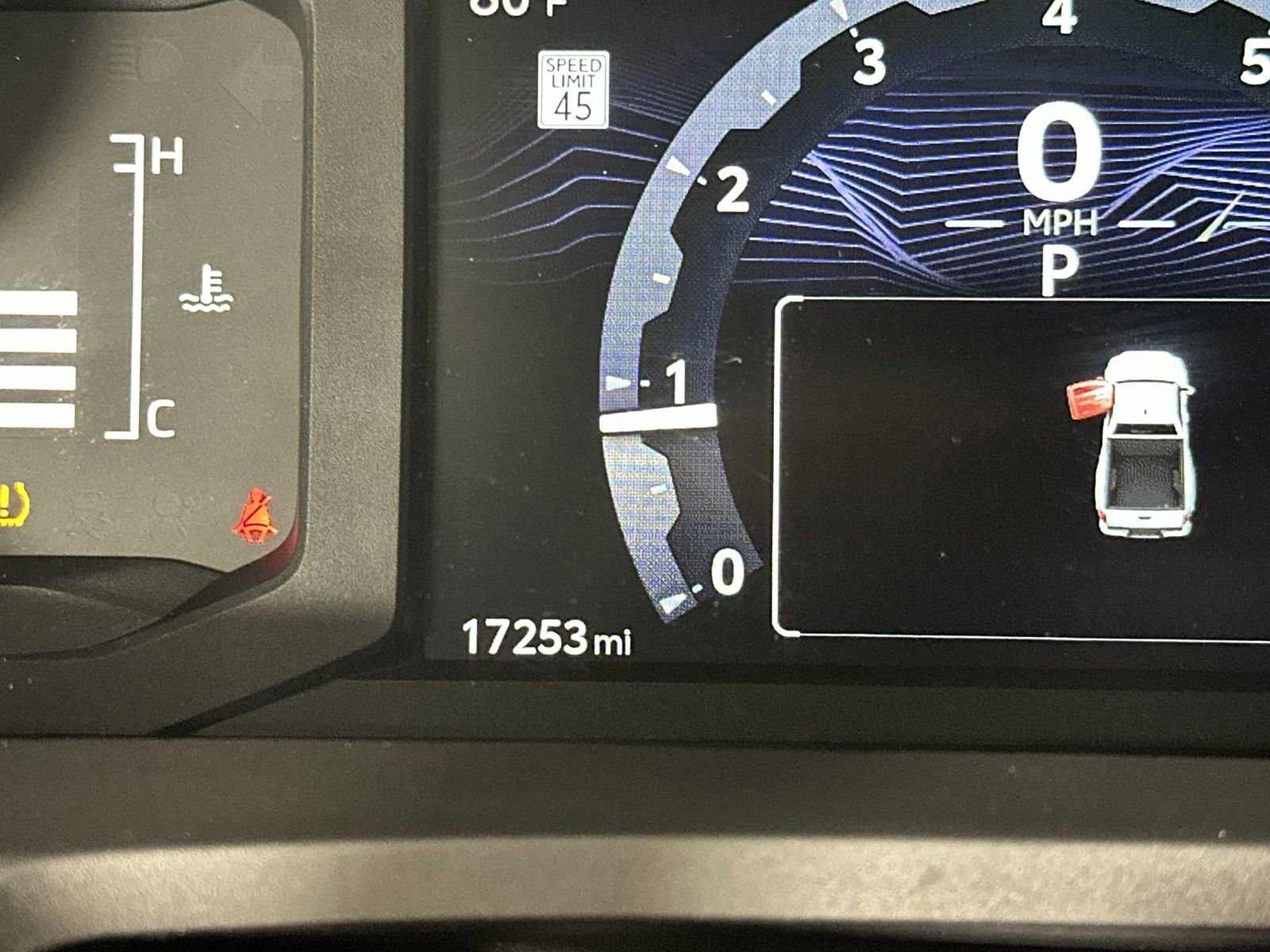 Used 2025 Toyota Tacoma SR image 15