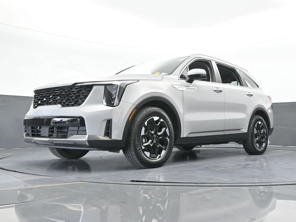 Used 2025 Kia Sorento S w/ Panoramic Sunroof Package image 19