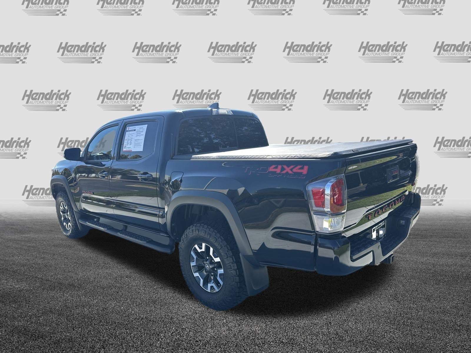 Certified 2022 Toyota Tacoma TRD Off-Road w/ Technology Package AWD/4WD image 8