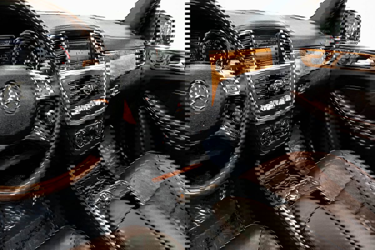 Used 2014 Mercedes-Benz GL 450 4MATIC image 22