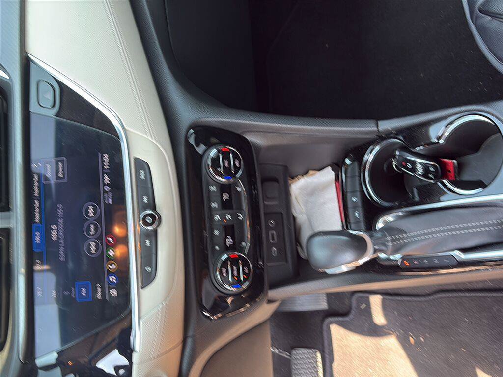Used 2023 Buick Encore GX Select FWD image 5