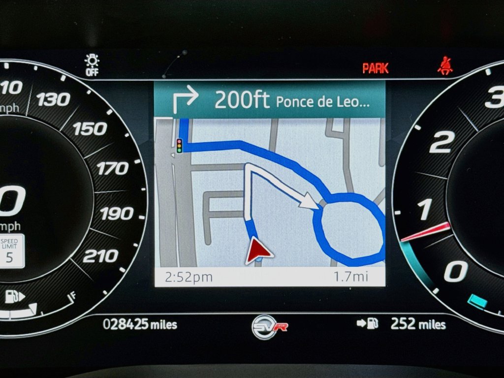 Certified 2024 Jaguar F-PACE SVR AWD/4WD image 11