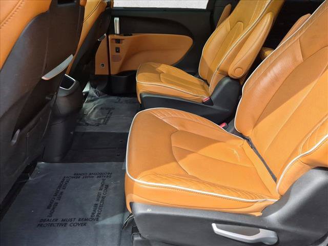 Used 2023 Chrysler Pacifica Pinnacle AWD/4WD image 20
