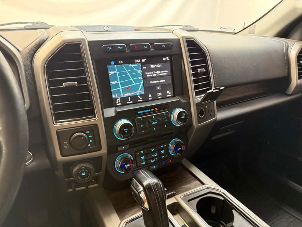 Used 2018 Ford F150 Lariat w/ Equipment Group 502A Luxury AWD/4WD image 14