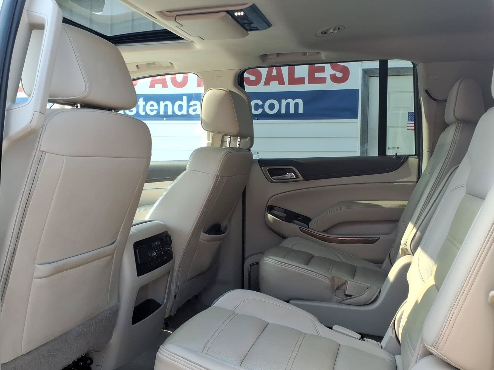 Used 2017 GMC Yukon XL Denali w/ Open Road Package AWD/4WD image 13
