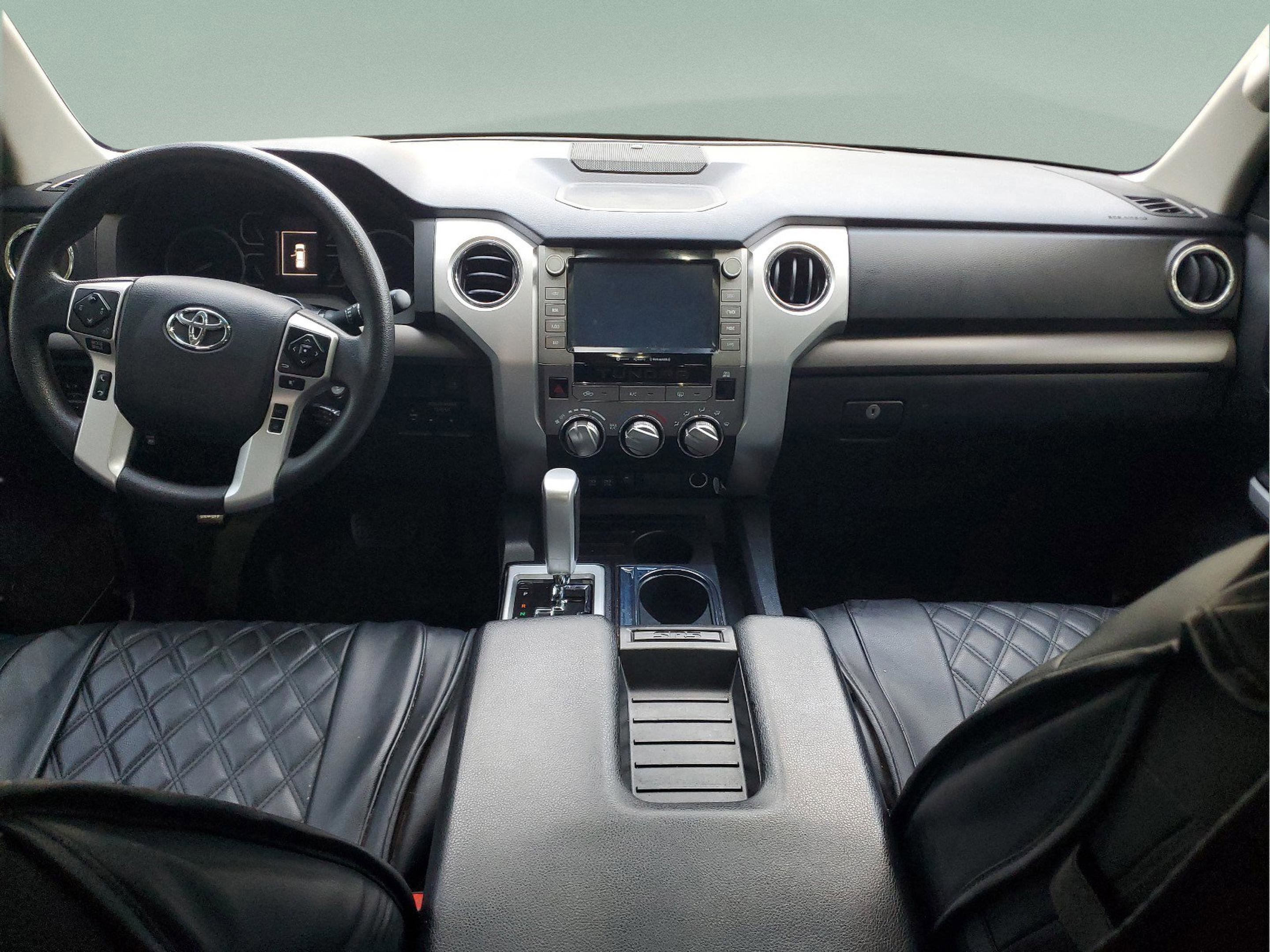 Used 2020 Toyota Tundra SR5 w/ SR5 Upgrade Package image 11