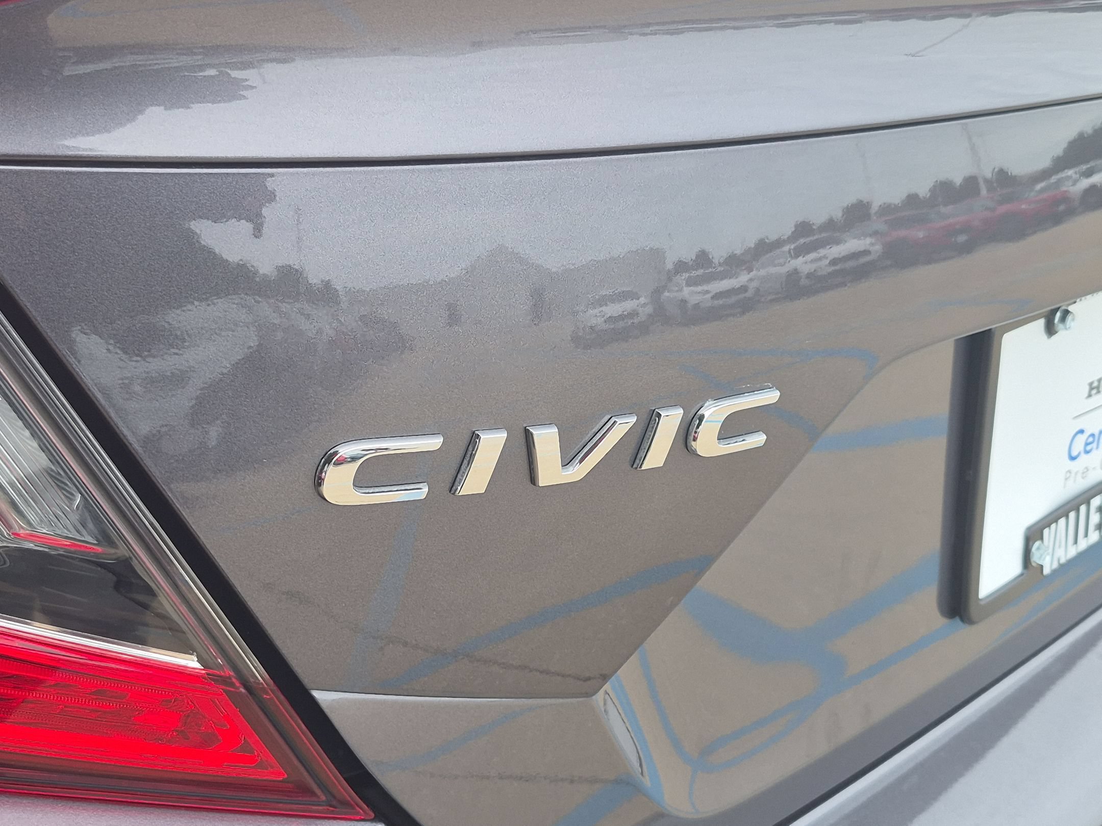 Certified 2021 Honda Civic EX image 29