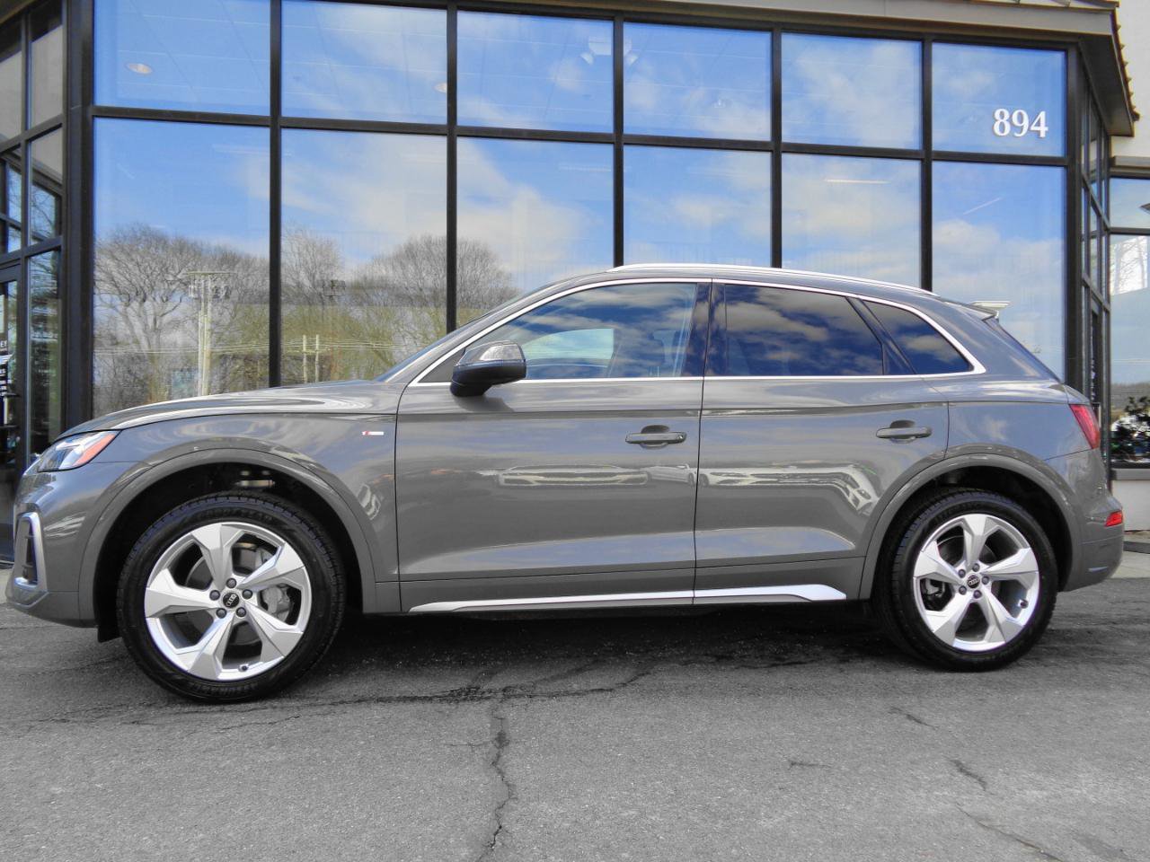 Used 2023 Audi Q5 2.0T Premium Plus AWD/4WD image 8