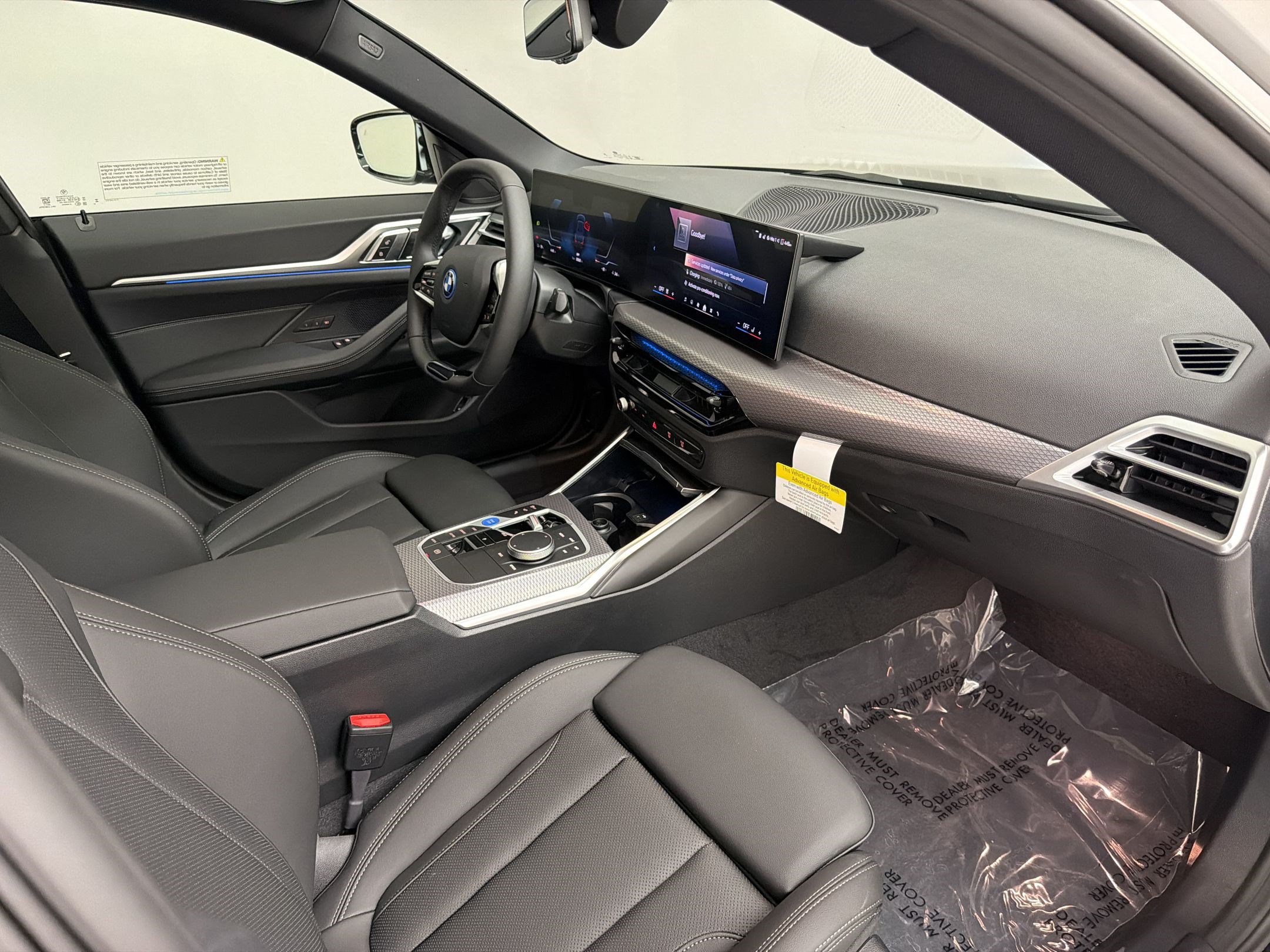 New 2026 BMW i4 eDrive40 w/ Parking Assistance Package RWD image 31