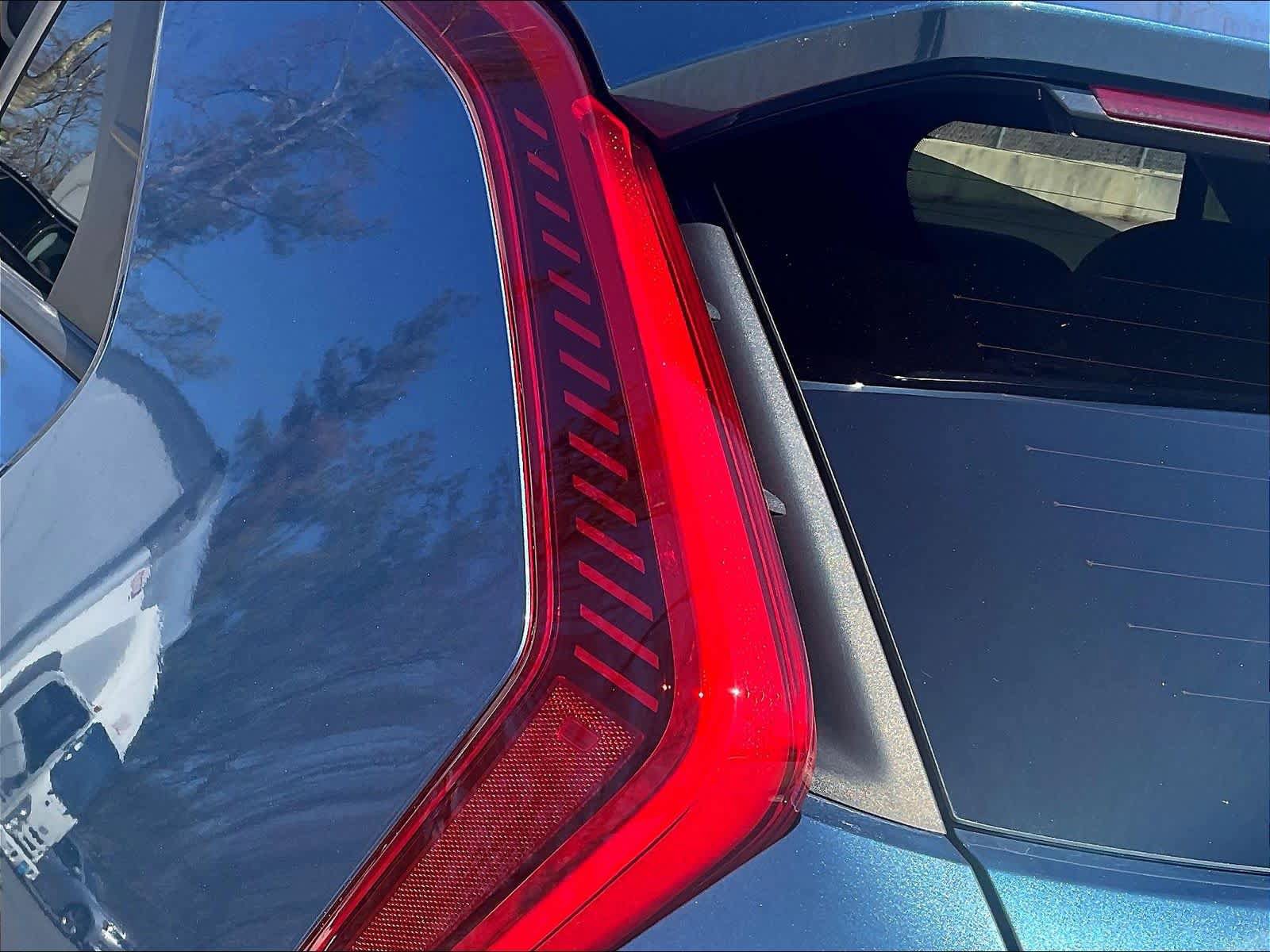Used 2023 Kia Niro Wind w/ Wind Preserve Package FWD image 32