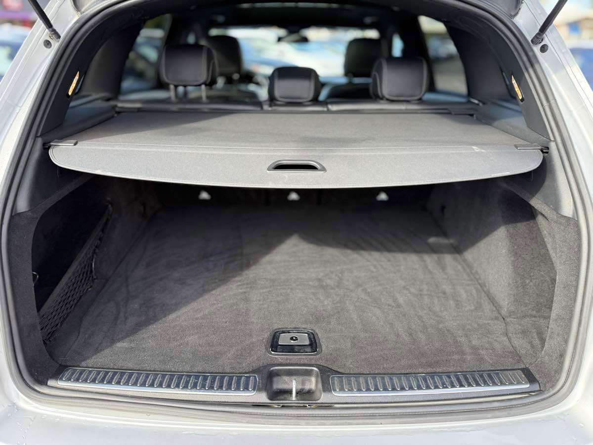 Used 2019 Mercedes-Benz GLC 300 image 17