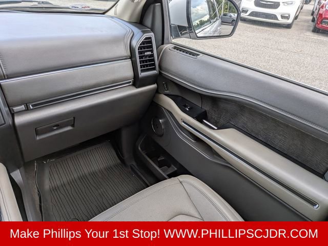 Used 2018 Ford Expedition Max Limited w/ Equipment Group 301A AWD/4WD image 16